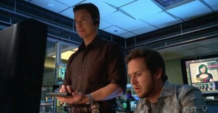 Si eres un criminal, los de CSI te perseguirán hasta en 'Second Life'. Palabrita de Gary Sinise