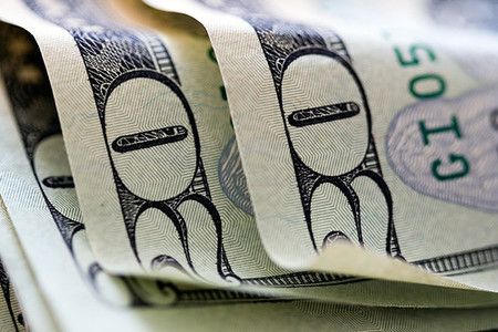 Accionistas saquearon banco de Islandia
