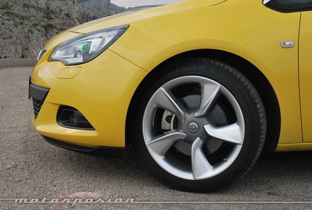 Opel Astra GTC