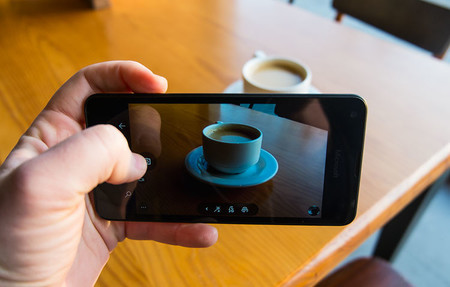 ¿Usas Windows 10 Mobile? Tus fotografías pueden ser accesibles aunque tengas el móvil bloqueado