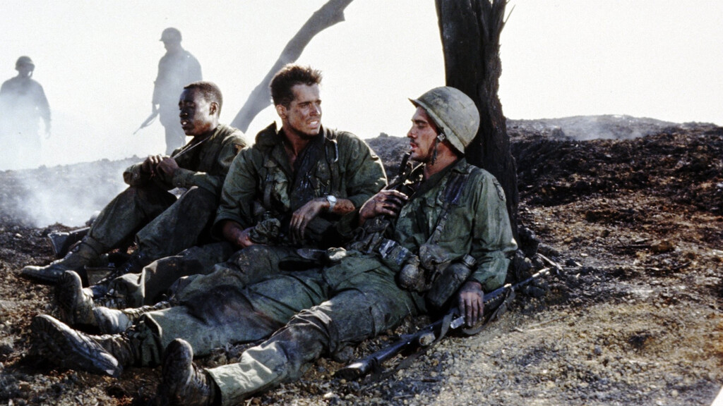 Ha fallecido John Irvin, pero siempre lo recordaremos por hacer una de las películas bélicas más notables y conmovedoras sobre  Vietnam