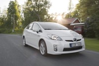 Toyota llama a revisión a 242.000 Prius fabricados en 2009