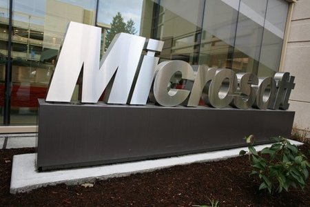 Del "sueño" de Esteban González Pons a la foto de Camps con Bill Gates