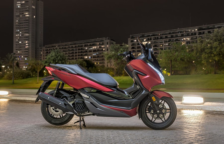 Promociones de motos para el verano: Silence y Benelli hacen Promociones de motos para el verano: Silence y Benelli hacen