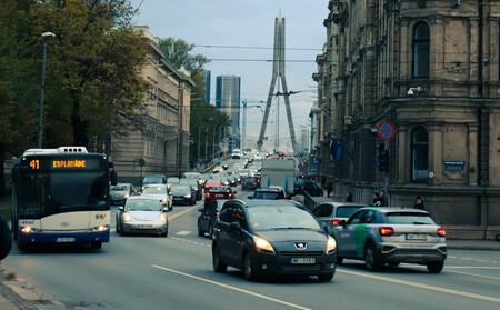 Coches circulando en Oslo