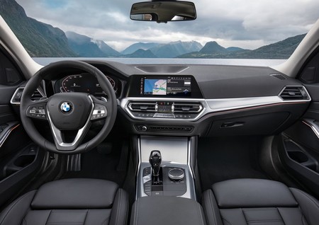 Bmw 3 Series 2019 1600 3f