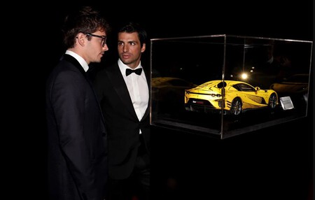 Ferrari 812 Competizione 2