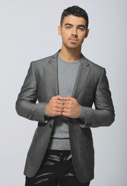 Que pille número el siguiente en rehabilitación... ¿Joe Jonas?