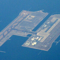 Japón se gastó miles de millones en crear dos islas artificiales para montar un aeropuerto en el mar. Se están hundiendo