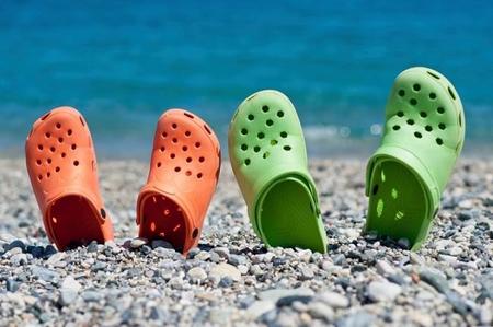 crocs