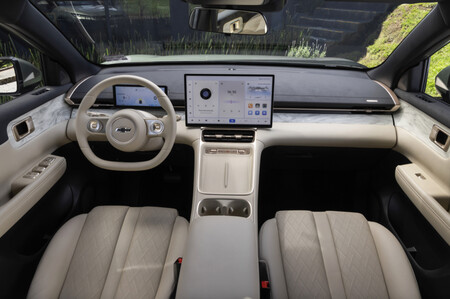 Chevrolet Captiva Phev Interior