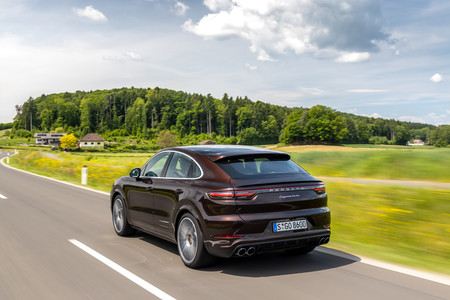 Porsche Cayenne Coupé, prueba contacto