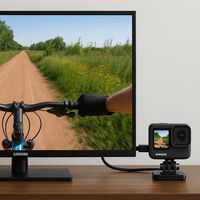 Sin complicadas instalaciones: así puedes ver lo que grabas con tu cámara de acción conectándola a tu tele con estos simples pasos