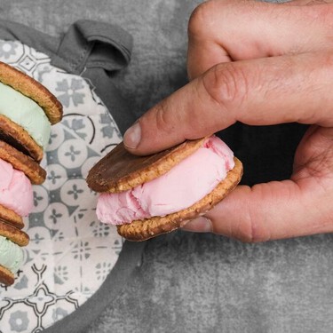 Aprende a hacer sándwich de helado, como Mordisco, de forma fácil y usando galletas María
