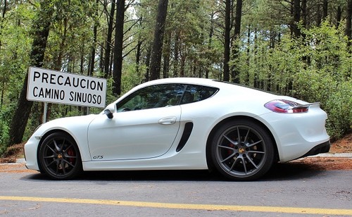 Porsche Cayman GTS, lo manejamos y de nuevo nos hemos enamorado de otro Porsche. Prueba (parte 2)