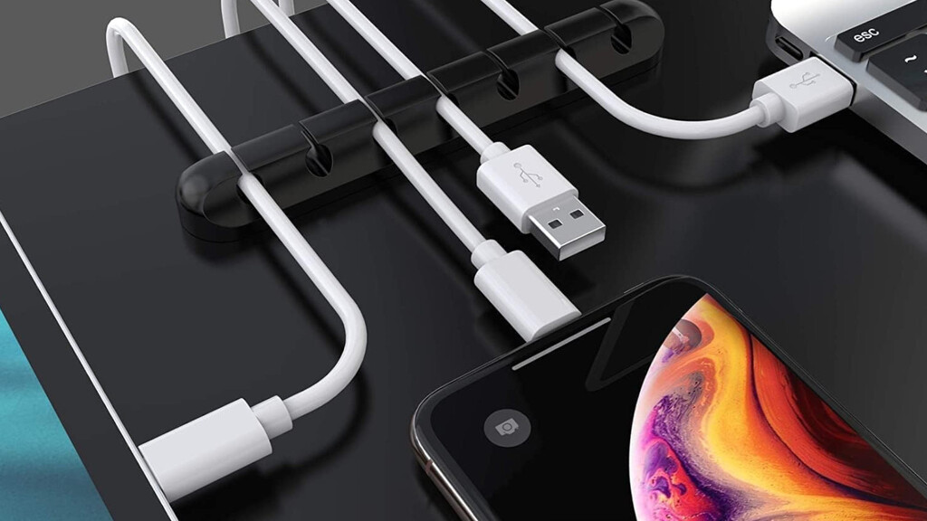 El organizador de cables con más comentarios en Amazon es también el más vendido El organizador de cables con más comentarios en Amazon es también el más vendido
