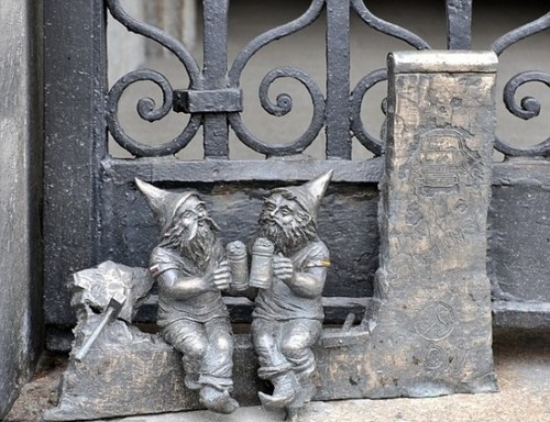 En esta ciudad de Polonia viven cientos de enanitos de bronce 