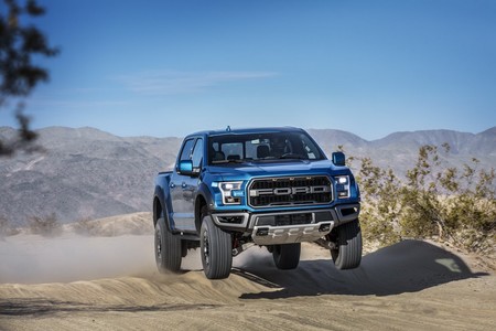 Video: Ford F-150 Raptor 2019 tendrá cruise control para manejo todoterreno, y así es como funciona