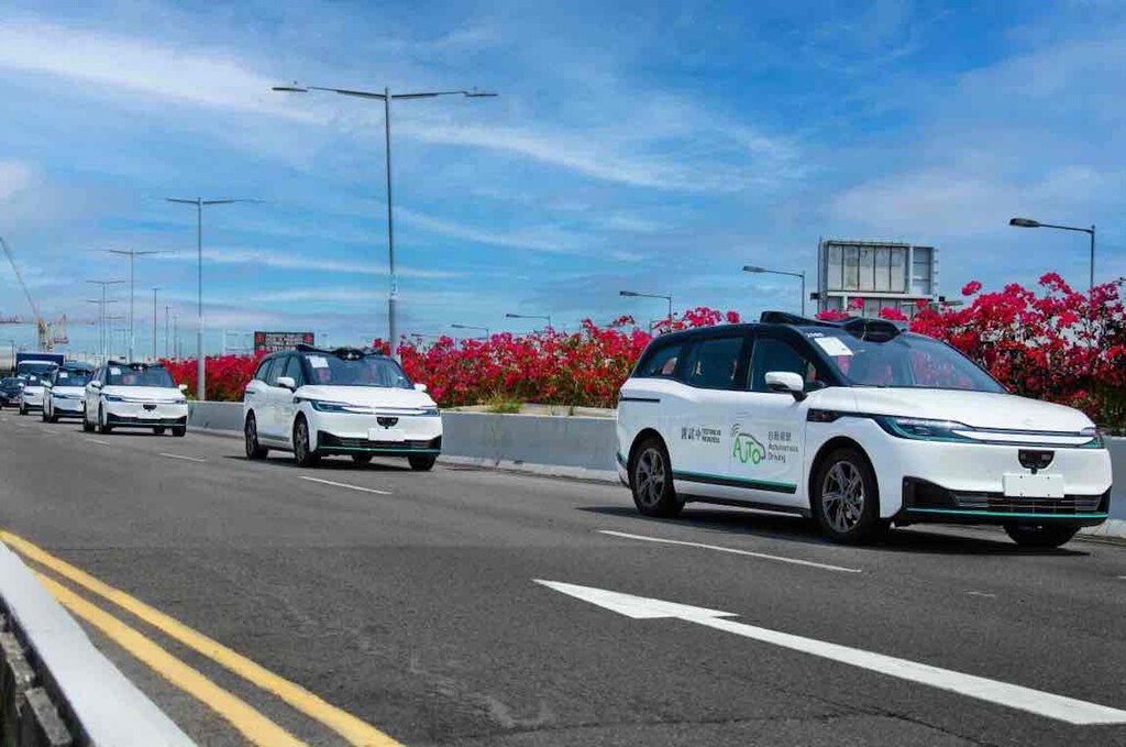 Por si no tenía suficiente con el coche eléctrico, a Europa se le está escapando otro tren: el de los coches autónomos