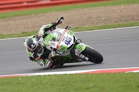 A Scott Redding se le multiplican las novias (y los problemas) en MotoGP