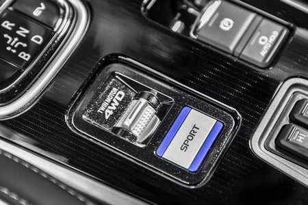 Mitsubishi Outlander PHEV 2019 modo Sport