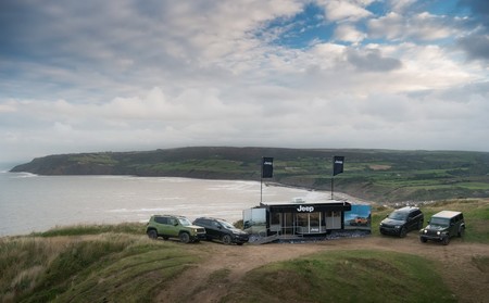 Jeep celebra su 75 aniversario con el primer concesionario sobre ruedas