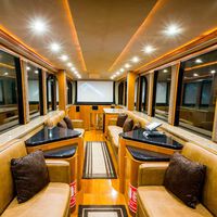 Will Smith tiene algo más que una autocaravana: casi 100.000 euros en encimeras y una puerta de ducha que cuesta como un coche