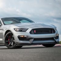 El Ford Mustang Shelby GT350R se actualiza con partes del GT500