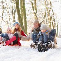 Deportes de nieve con niños: consejos para disfrutar sin riesgos