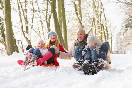Deportes de nieve con niños: consejos para disfrutar sin riesgos