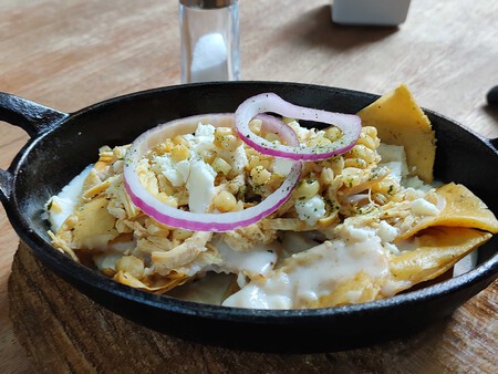 ZU.ZU Cocina de Campo en CDMX, el lugar imperdible para desayunar este fin de semana: su especialidad son los chilaquiles de habanero
