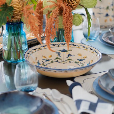 Alcampo ha lanzado una vajilla de porcelana supercolorida y veraniega por menos de 27 euros 