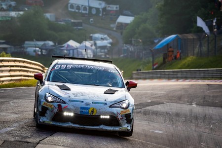 ¡Genial! Un podio en las dos últimas vueltas de las 24 Horas de Nürburgring con un GT 86 Cup, explicado en vídeo