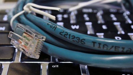 Orange y Vodafone se animan y mejoran ligeramente sus promociones de ADSL