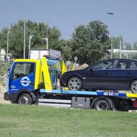 El coche no arranca: cómo mirar el seguro para saber si te cubre la grúa de asistencia