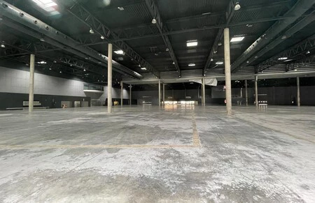 MWC 2021開幕1か月前のフィラ・パビリオンの内装はこんな感じ