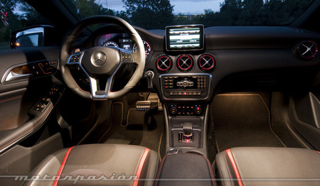 Mercedes-Benz A 45 AMG, prueba