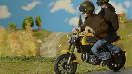 El final de la historia de Franco y Elvira (y la Ducati Scrambler)