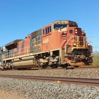 El tren de carga más largo del mundo: siete kilómetros de acero, 682 vagones y un récord que sigue imbatible 20 años después 