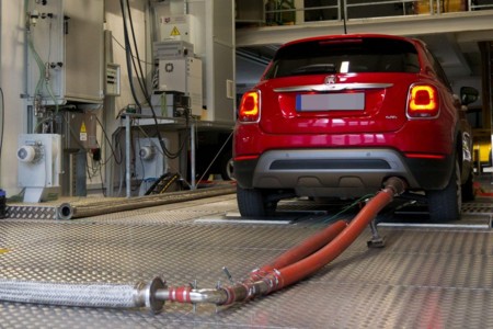Alemania amenaza a Fiat Chrysler con prohibir sus ventas mientras investiga a otros tantos fabricantes