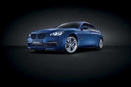 BMW 760Li M Sport - el primer serie 7 con logos M en la carrocería 