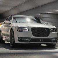 Chrysler 300C 2023, el sedán americano da el último respiro antes de decir adiós
