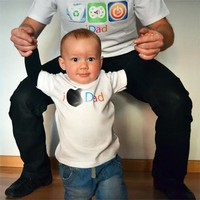 Divertidas camisetas a juego para papá y bebé como regalo del Día del Padre 