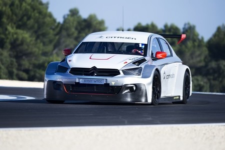 Citroën todavía estudia la posibilidad de tener un tercer coche en el WTCC