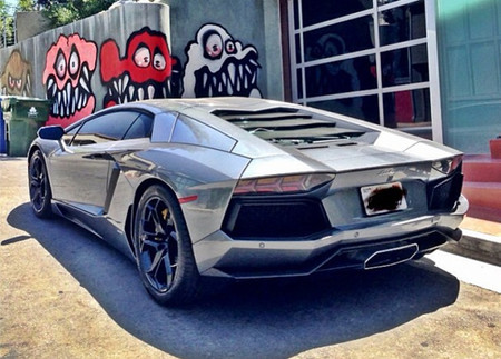 Dolorpasión™: Lamborghini Aventador 'Chris Brown Milka Edition'