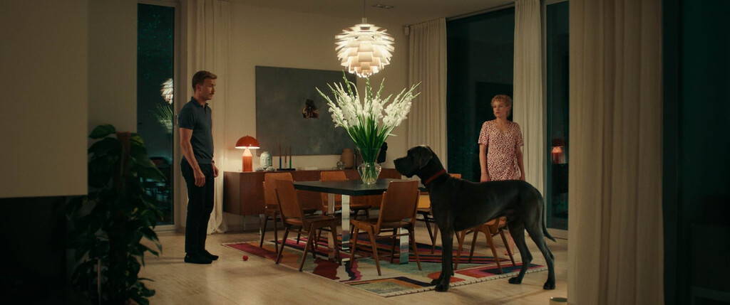 La mezcla más divertida de Yorgos Lanthimos y Ruben Östlund está en esta retorcida película que puedes ver en streaming por tiempo limitado