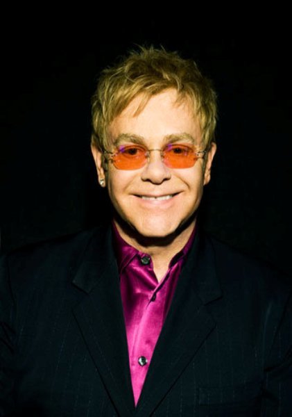 Elton John nos muestra a su segundo churumbel y es un primor