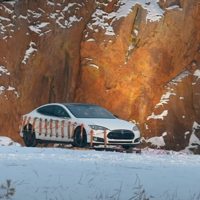 Cuando estás harto de que tu Tesla Model S no deje de dar problemas: prefiere estallarlo a pasar de nuevo por el taller