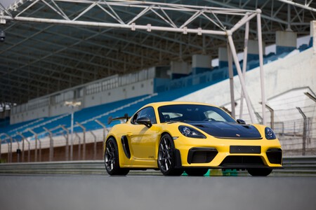 Porsche 718 Cayman GT4 RS