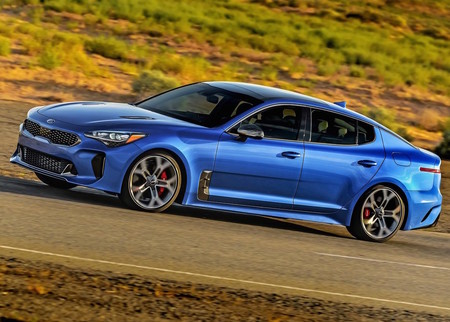 Kia Stinger 2018 1024 14